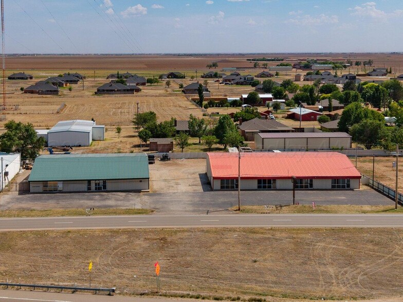 11403 W INTERSTATE 40 portfolio of 2 properties for sale on LoopNet.ca - Building Photo - Image 1 of 37