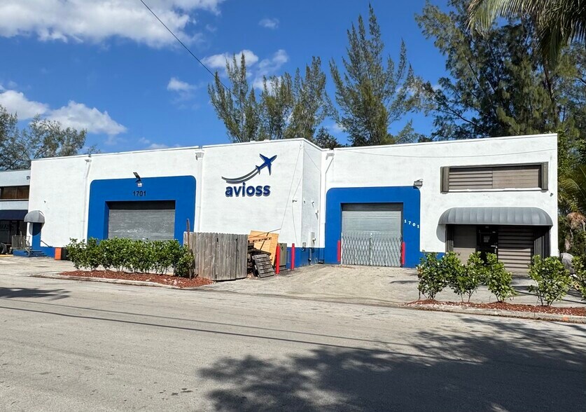 1701 NW 93rd Ave, Doral, FL à vendre - Photo du bâtiment - Image 2 de 7