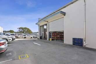 49-51 Mitchell Rd, Brookvale for lease Building Photo- Image 2 of 4