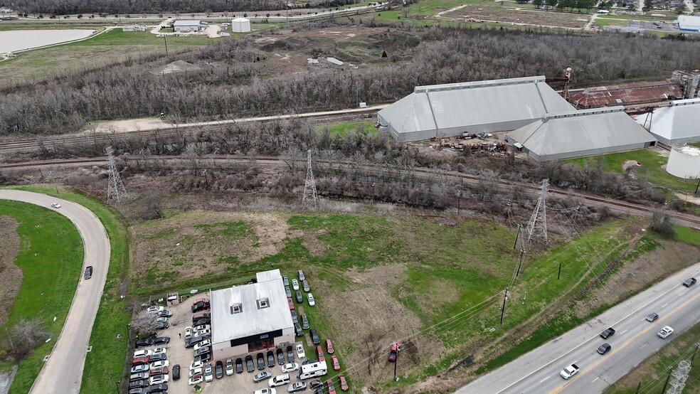 6200 Avenue H, Rosenberg, TX for sale - Building Photo - Image 2 of 6