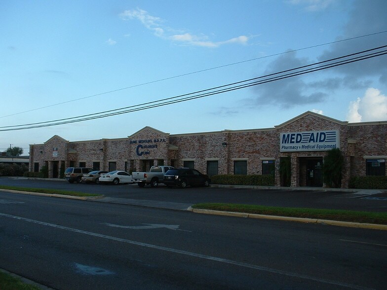 1525 E 6th St, Weslaco, TX à louer - Photo du bâtiment - Image 2 de 3
