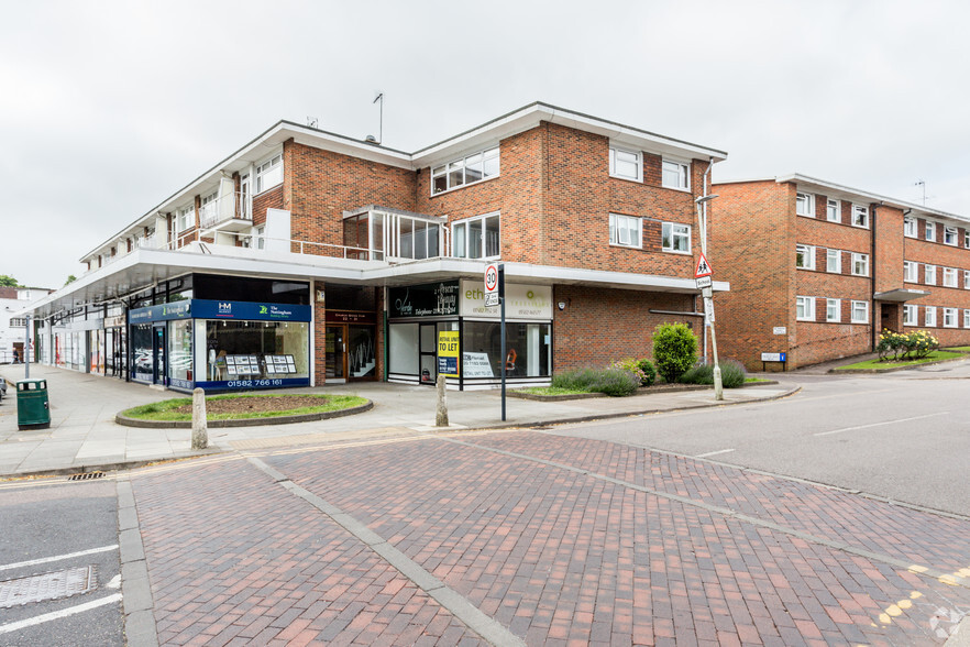 12-20 Church Green, Harpenden for lease - Primary Photo - Image 1 of 4