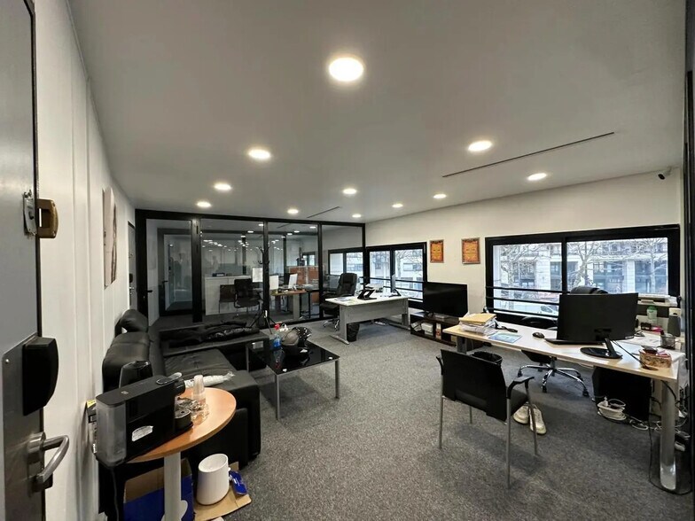 Bureau dans Charenton-le-Pont à louer - Photo intérieure - Image 1 de 2