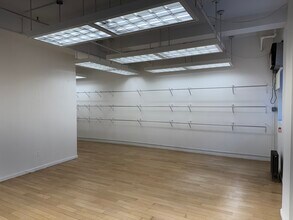 241 W 37th St, New York, NY for lease Interior Photo- Image 2 of 5