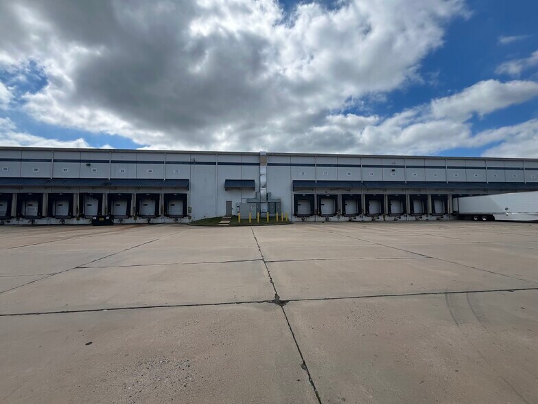 4608 Appliance Dr, Belcamp, MD à louer - Photo du bâtiment - Image 2 de 21