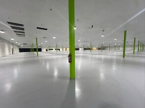 615 S Monroe Ave, Mason City, IA for lease Interior Photo- Image 1 of 6