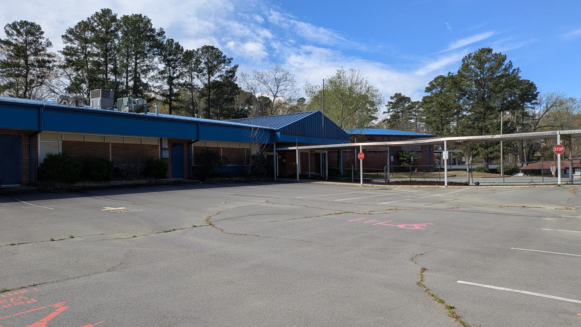 25 Sheraton Dr, Little Rock, AR for sale Primary Photo- Image 1 of 7