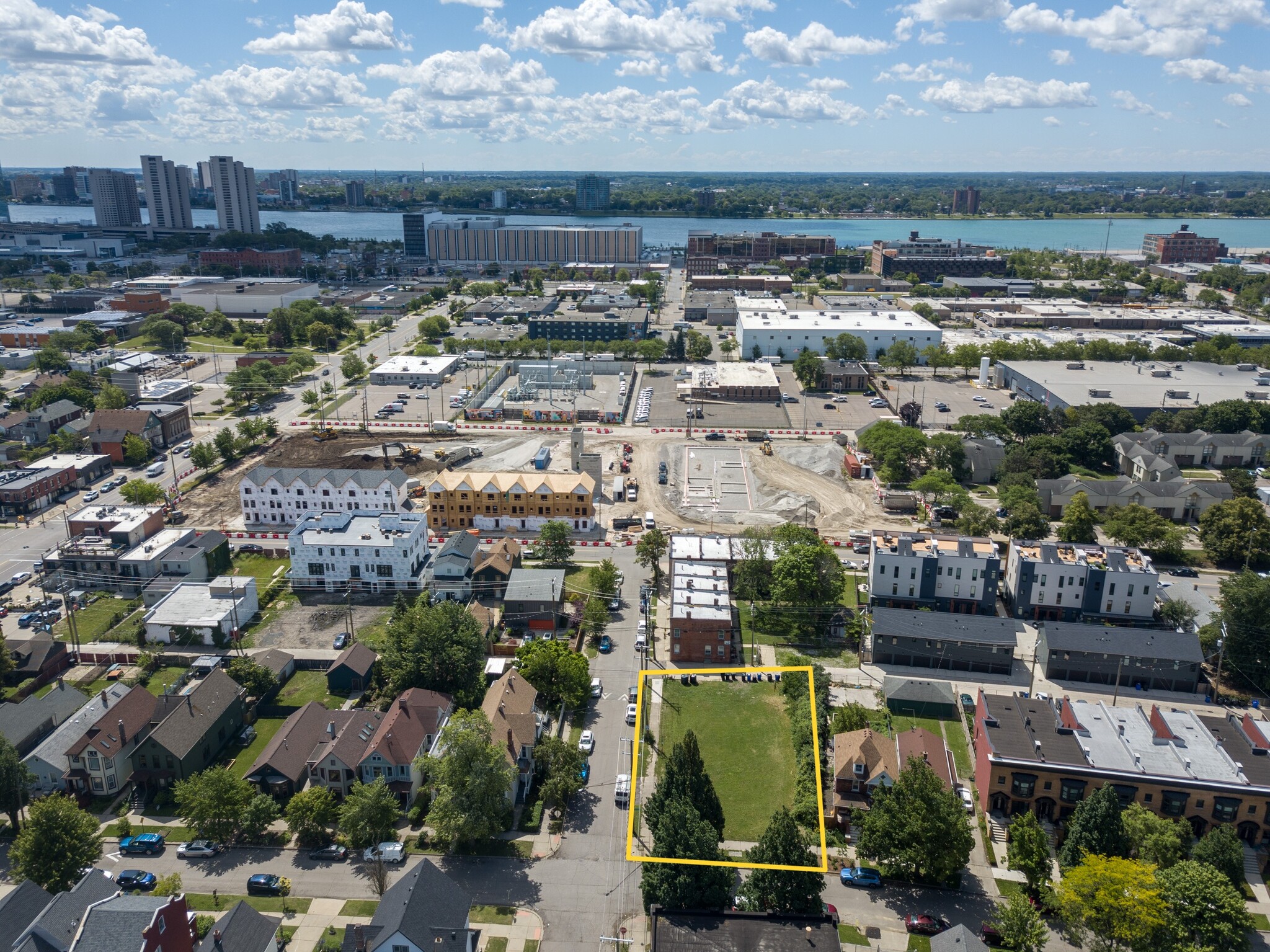 1601 Leverette st, Detroit, MI for sale Primary Photo- Image 1 of 16