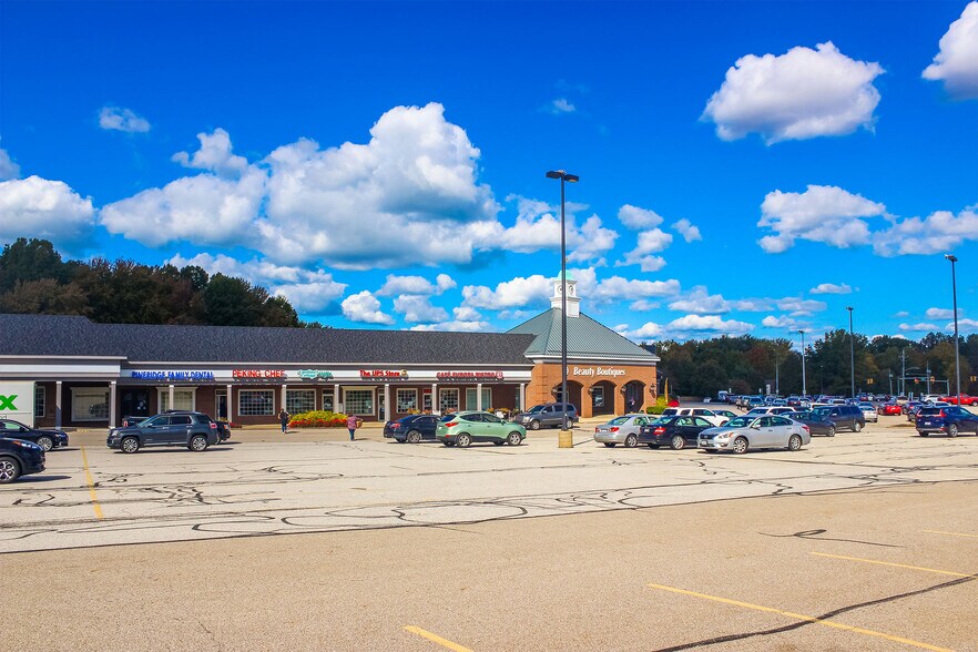 34601 Ridge Rd, Willoughby, OH à louer - Photo du bâtiment - Image 2 de 5