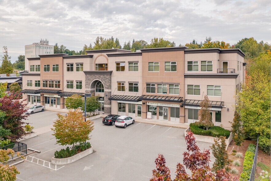 West Railway Abbotsford Portfolio portefeuille de 2 propriétés à vendre sur LoopNet.ca - Photo du bâtiment - Image 3 de 5