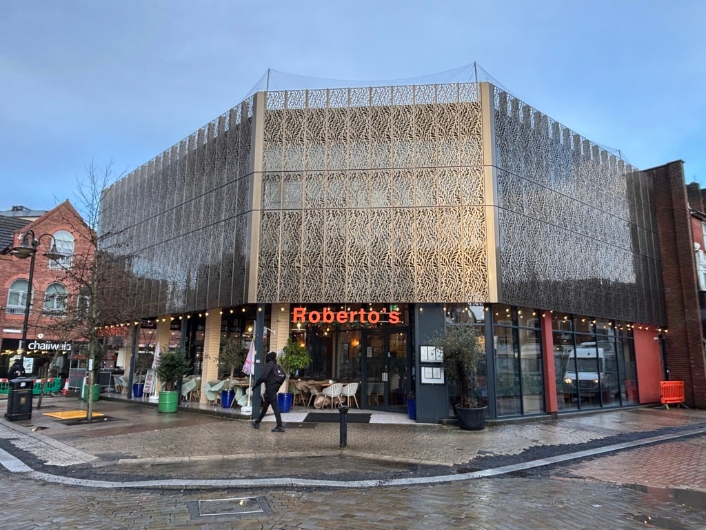 11 Bull Ln, High Wycombe for lease Primary Photo- Image 1 of 2