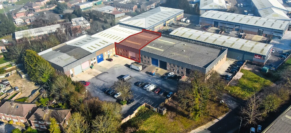 Unit 4 Headley Park, 9 Woodley, Reading à louer - Photo du bâtiment - Image 3 de 4