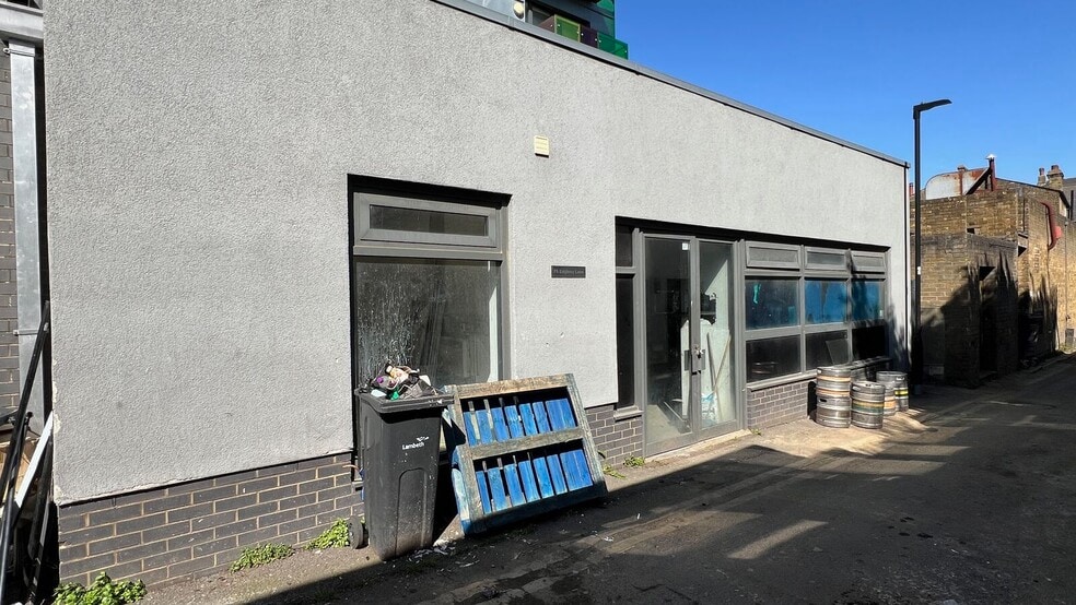 75 Edgeley Ln, London for lease - Building Photo - Image 2 of 2