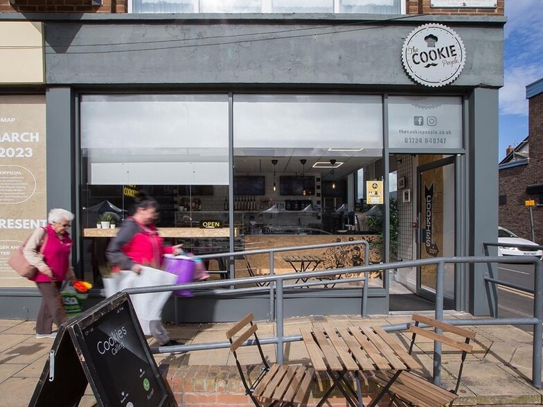 25-27 Broadway, Scunthorpe for lease - Building Photo - Image 1 of 10