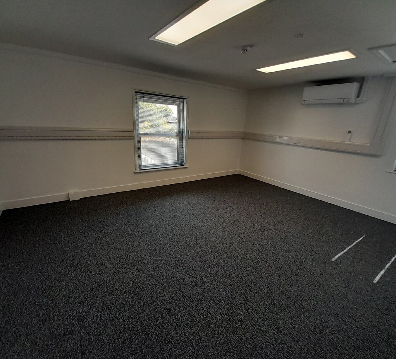 11 High St, Cambridge for lease Interior Photo- Image 1 of 3