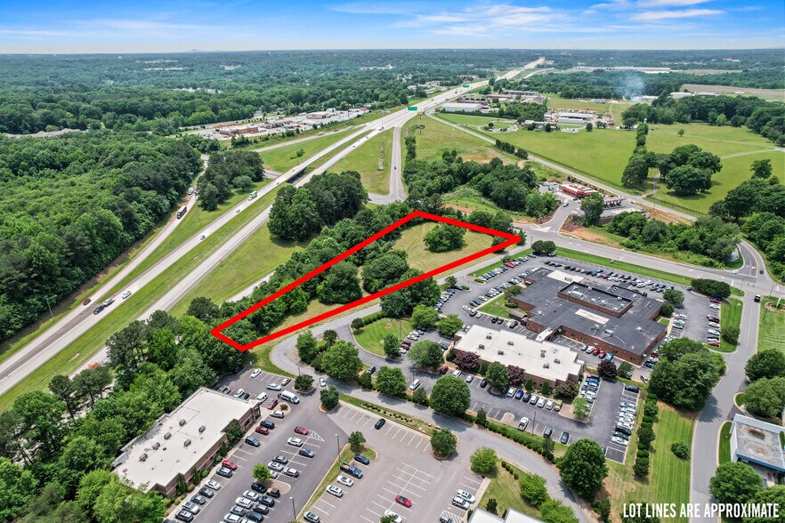 122 Sherlock Dr, Statesville, NC à vendre - Photo du bâtiment - Image 2 de 16