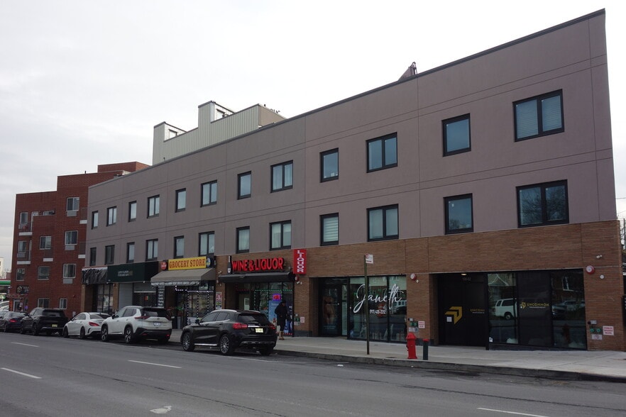 106-14 Astoria Blvd, Flushing, NY for lease - Building Photo - Image 2 of 2