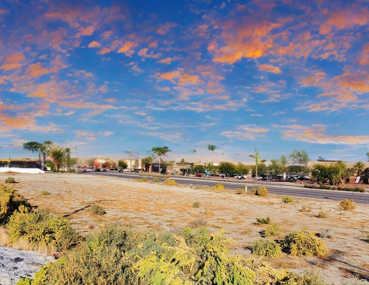 Corner of Gene Autry Trail and E. Camino Parocela, Palm Springs, CA à vendre - Photo principale - Image 1 de 6