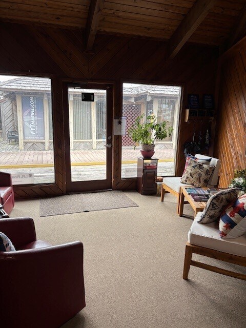 1500 Marina Bay Dr, Kemah, TX à louer Photo du bâtiment- Image 1 de 9