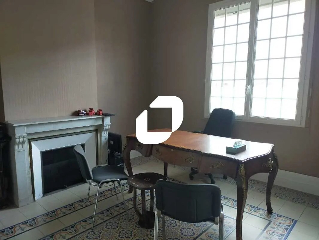 Bureau dans Bordeaux à louer Photo du bâtiment- Image 1 de 18