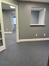 1501 Robert J Conlan Blvd NE, Palm Bay, FL à louer Photo intérieure- Image 2 de 12