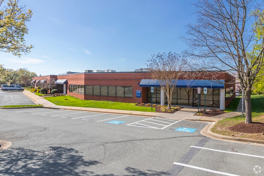 4401-4445 Nicole Dr, Lanham, MD à louer - Photo du bâtiment - Image 3 de 9