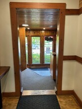 407 Boul Sir-Wilfrid-Laurier, Beloeil, QC à louer Photo intérieure- Image 1 de 3