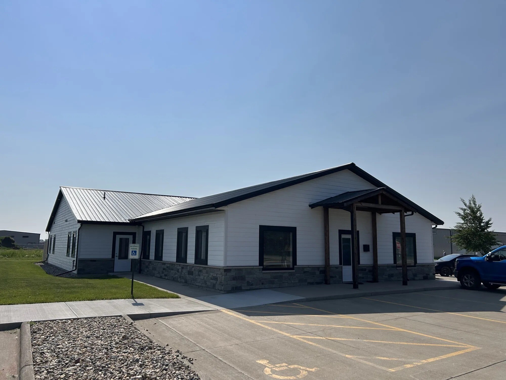 100 Lipton St, Tea, SD à vendre Photo du bâtiment- Image 1 de 1