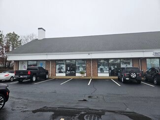 More details for 11 Enterprise Rd, Hyannis, MA - Retail for Sale