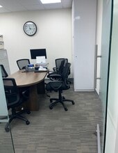 3000 W Olympic Blvd, Los Angeles, CA à louer Photo intérieure- Image 1 de 7