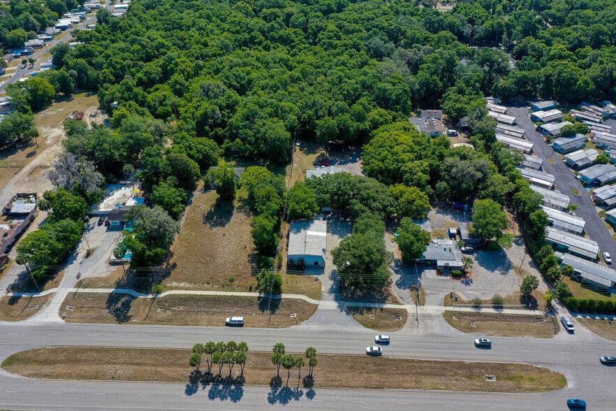 2250 N Volusia Ave, Orange City, FL à louer - Photo du bâtiment - Image 3 de 27