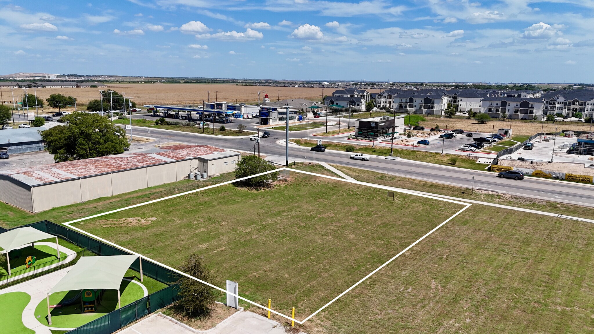 2145 FM 1101, New Braunfels, TX à vendre Photo principale- Image 1 de 16
