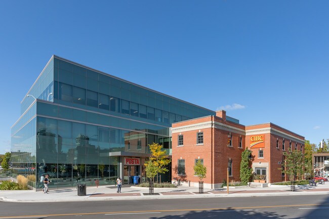 Plus de détails pour 31 Lakeshore Rd E, Mississauga, ON - Bureau à louer