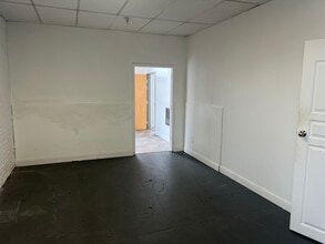 4 Open Square Way, Holyoke, MA for lease Interior Photo- Image 1 of 13