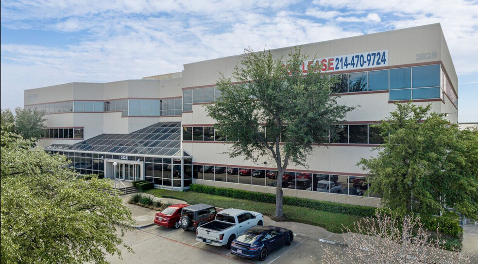 2828 E Trinity Mills Rd, Carrollton, TX for lease - Building Photo - Image 1 of 5