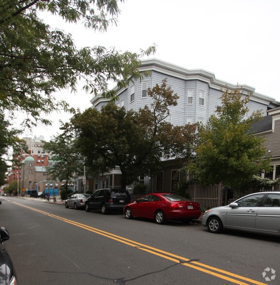 24 Magazine St, Cambridge, MA for sale - Building Photo - Image 2 of 22