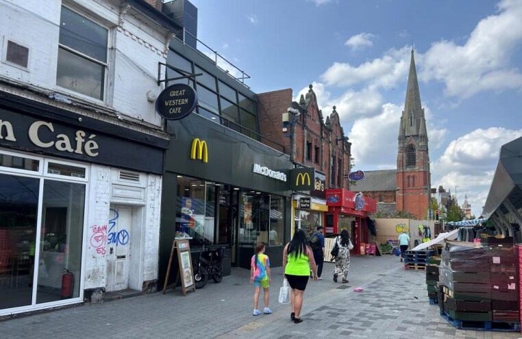 244 High St, West Bromwich à vendre - Photo du bâtiment - Image 2 de 3