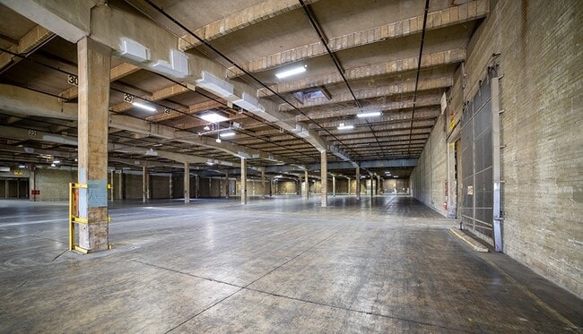 Plus de détails pour 18 Allison Dr, Shelby, OH - Industriel à louer