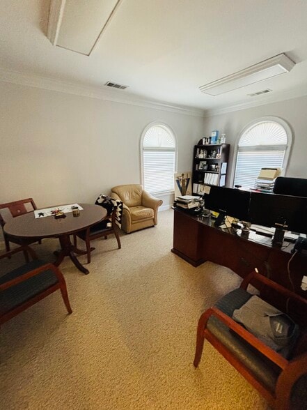 4080 McGinnis Ferry Rd, Alpharetta, GA for sale - Interior Photo - Image 2 of 5