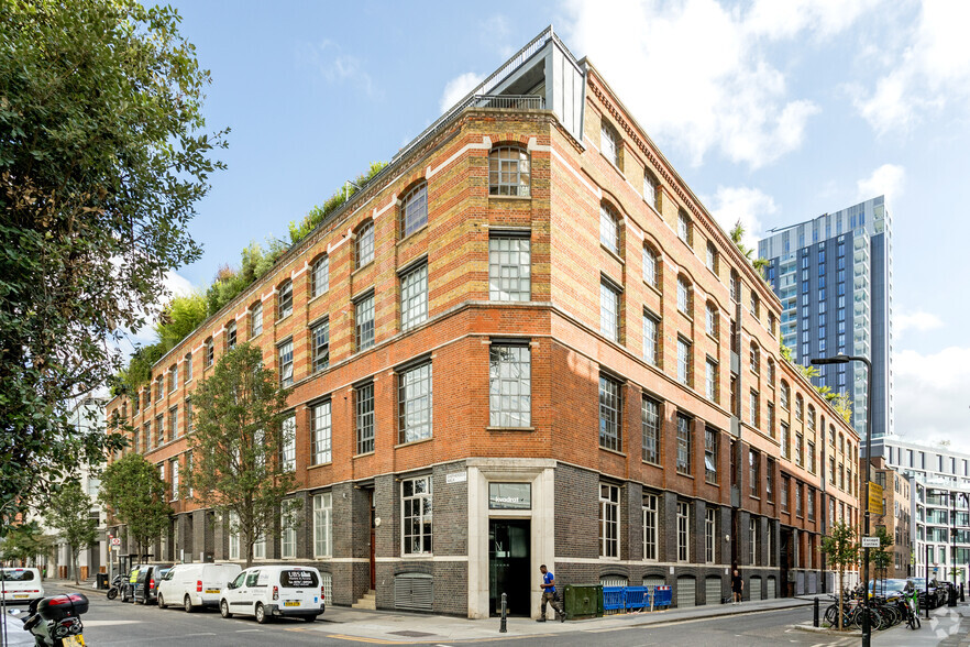 10-20 Shepherdess Walk, London for lease - Building Photo - Image 1 of 7