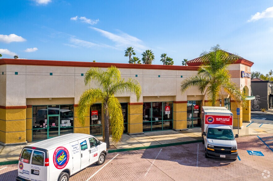 291 E Willow Rd, Long Beach, CA à vendre - Photo du bâtiment - Image 2 de 10