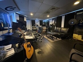 4719 Stamp Road, Temple Hills, MD 20748, Temple Hills, MD for lease Interior Photo- Image 2 of 12