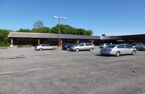 940 Murphy Rd, Sarnia, ON for sale - Primary Photo - Image 1 of 1