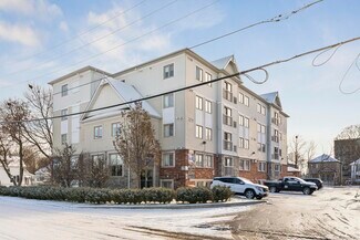 Plus de détails pour 75 Emma St, Oshawa, ON - Multi-résidentiel à vendre