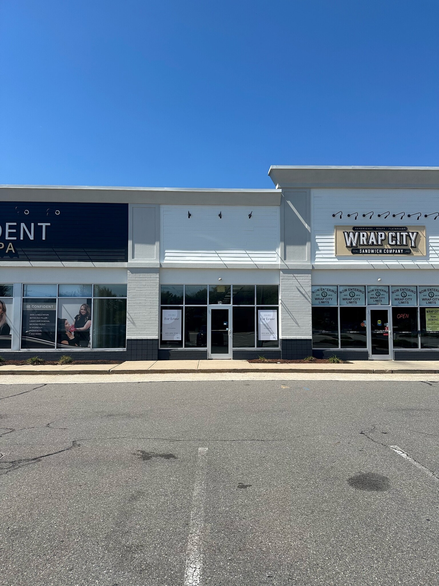 124-126 State Route 101A, Amherst, NH for lease Interior Photo- Image 1 of 1