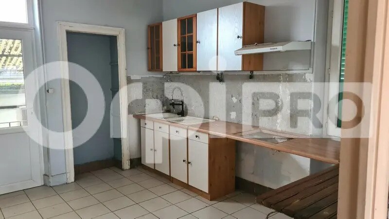 Retail in Montluçon for lease - Interior Photo - Image 2 of 4