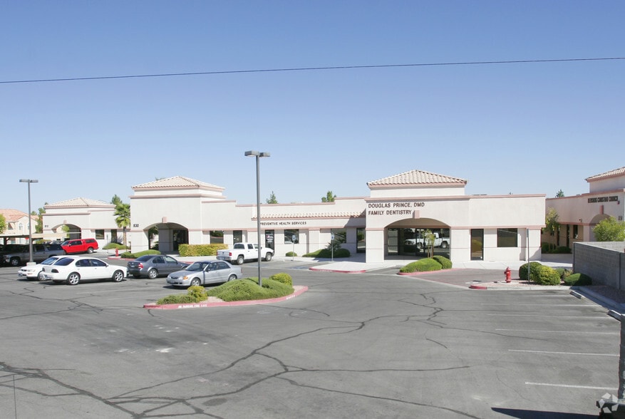 810-850 S Durango Dr, Las Vegas, NV for lease - Building Photo - Image 2 of 20