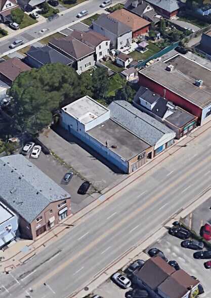 108 Parkdale Ave N, Hamilton, ON for sale - Aerial - Image 3 of 11