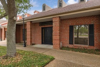 1501 N Amburn Rd, Texas City, TX à louer Photo du bâtiment- Image 2 de 22