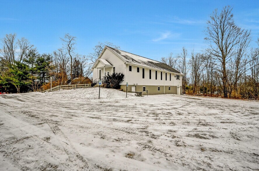 15924 PA-407 Sr, Fleetville, PA à vendre - Photo du bâtiment - Image 3 de 14